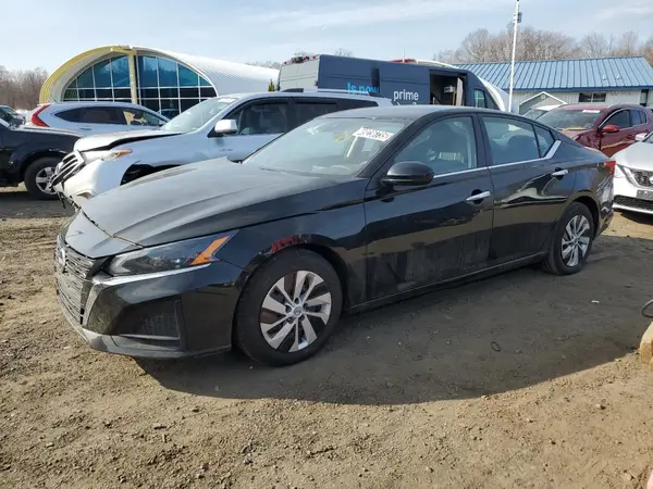 1N4BL4BV4PN394735 2023 NISSAN ALTIMA - Image 1