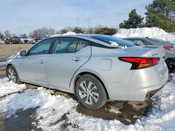 1N4BL4BV4PN399045 2023 NISSAN ALTIMA - Image 2