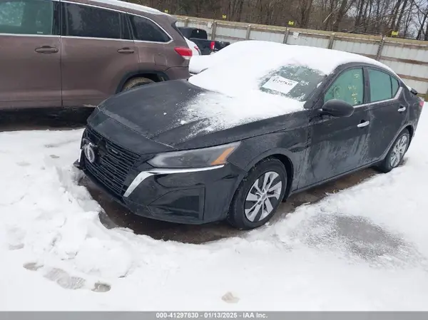 1N4BL4BV4RN310481 2024 NISSAN ALTIMA - Image 2