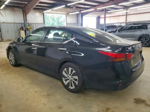 1N4BL4BV4RN310495 2024 NISSAN ALTIMA - Image 2