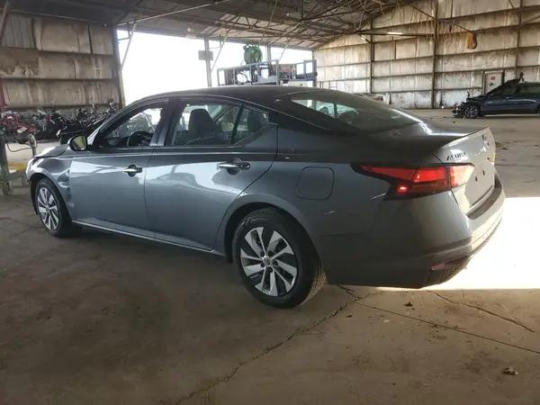 1N4BL4BV4RN320749 2024 NISSAN ALTIMA - Image 2