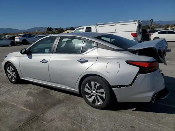1N4BL4BV4RN323229 2024 NISSAN ALTIMA - Image 2