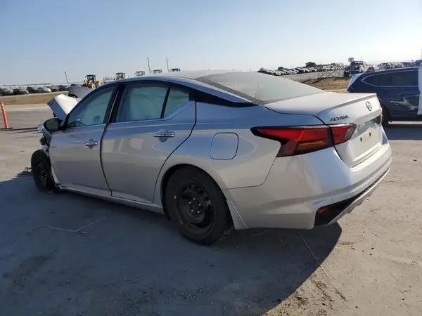 1N4BL4BV4RN338541 2024 NISSAN ALTIMA - Image 2