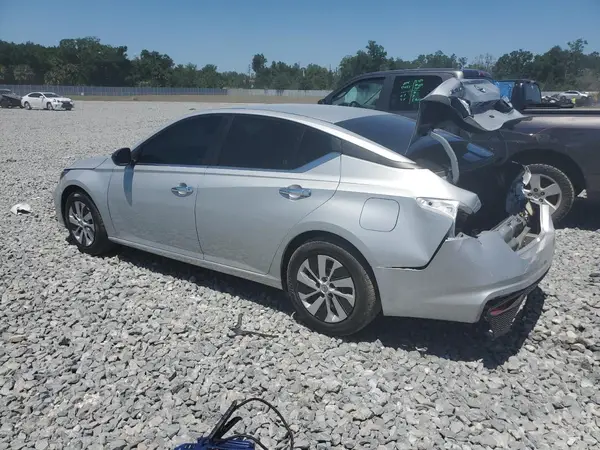 1N4BL4BV4RN340029 2024 NISSAN ALTIMA - Image 2