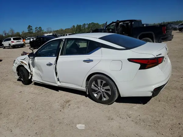1N4BL4BV4RN360569 2024 NISSAN ALTIMA - Image 2
