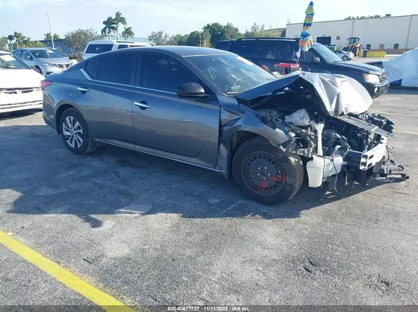 1N4BL4BV4RN380448 2024 NISSAN ALTIMA - Image 1