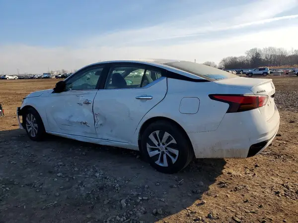 1N4BL4BV4RN381437 2024 NISSAN ALTIMA - Image 2