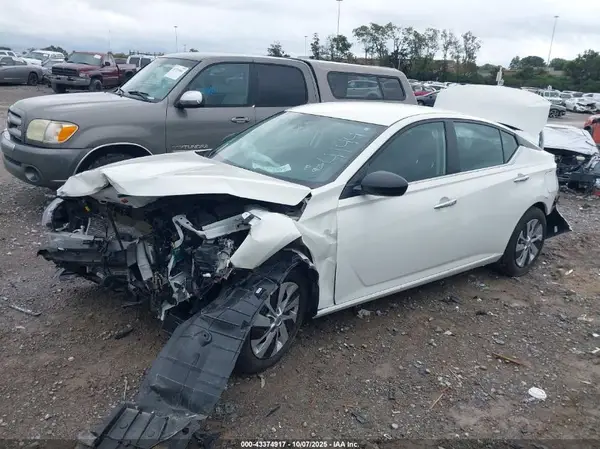 1N4BL4BV4RN384144 2024 NISSAN ALTIMA - Image 2