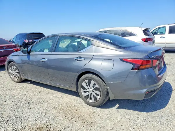 1N4BL4BV4RN404277 2024 NISSAN ALTIMA - Image 2