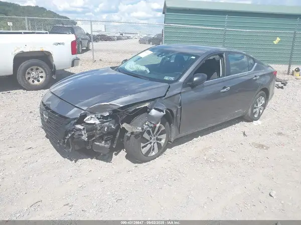 1N4BL4BV4RN413139 2024 NISSAN ALTIMA - Image 2