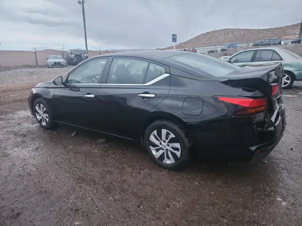 1N4BL4BV4RN419183 2024 NISSAN ALTIMA - Image 2