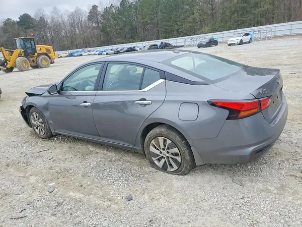 1N4BL4BV4SN316075 2025 NISSAN ALTIMA - Image 2
