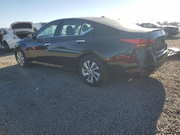 1N4BL4BV4SN318618 2025 NISSAN ALTIMA - Image 2