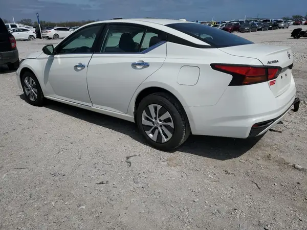 1N4BL4BV4SN327027 2025 NISSAN ALTIMA - Image 2