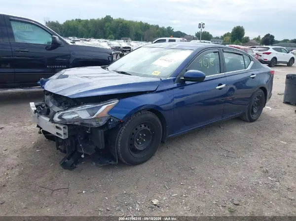 1N4BL4BV5KC132789 2019 NISSAN ALTIMA - Image 2