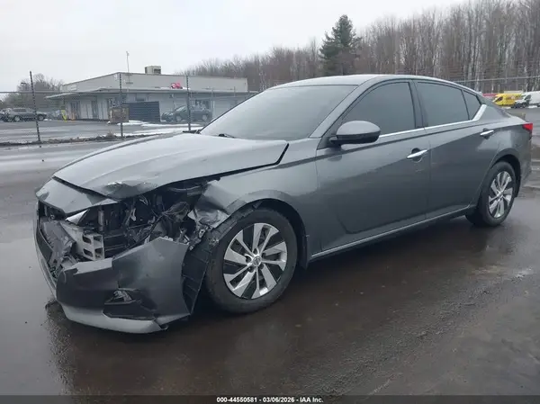 1N4BL4BV5KC137670 2019 NISSAN ALTIMA - Image 2