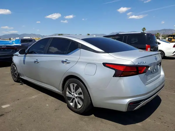1N4BL4BV5KC239731 2019 NISSAN ALTIMA - Image 2