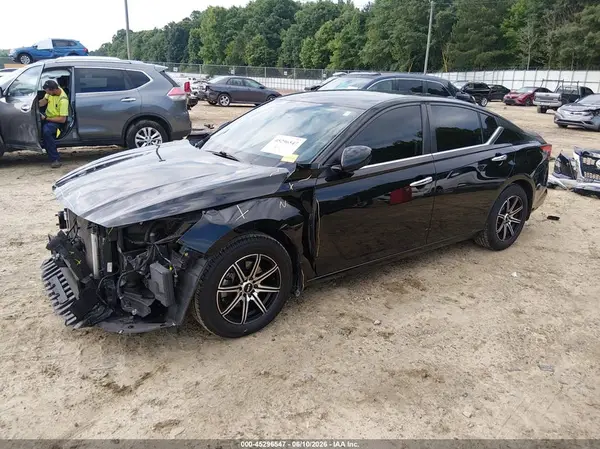 1N4BL4BV5KC240877 2019 NISSAN ALTIMA - Image 2