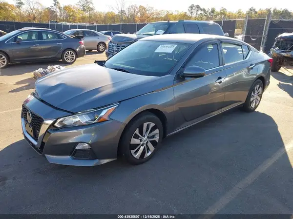 1N4BL4BV5KC249739 2019 NISSAN ALTIMA - Image 2