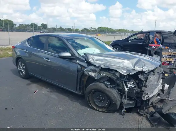 1N4BL4BV5LC130073 2020 NISSAN ALTIMA - Image 1