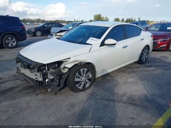 1N4BL4BV5LC226401 2020 NISSAN ALTIMA - Image 2