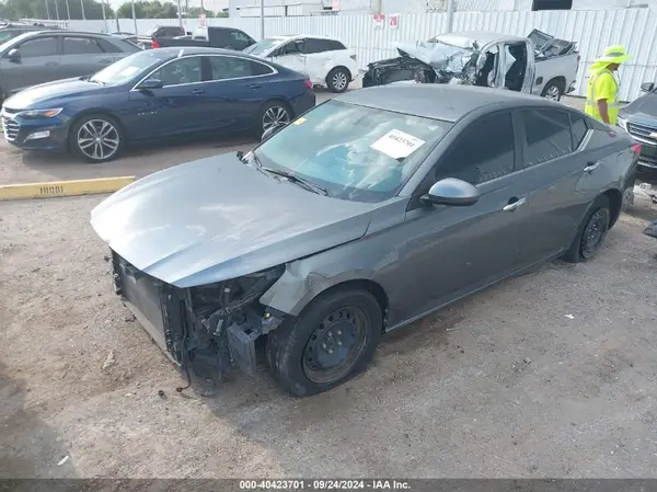 1N4BL4BV5LC233705 2020 NISSAN ALTIMA - Image 2