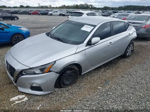 1N4BL4BV5LC286176 2020 NISSAN ALTIMA - Image 2