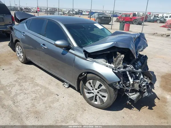 1N4BL4BV5MN330375 2021 NISSAN ALTIMA - Image 1