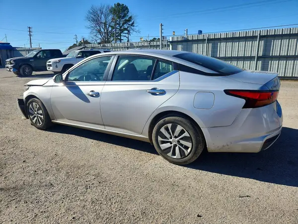 1N4BL4BV5MN365904 2021 NISSAN ALTIMA - Image 2