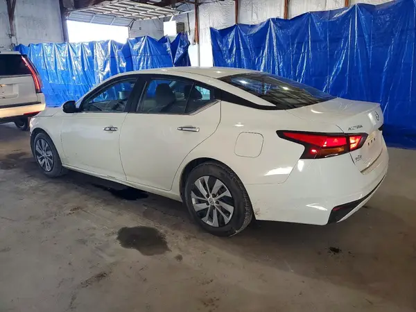 1N4BL4BV5MN370794 2021 NISSAN ALTIMA - Image 2