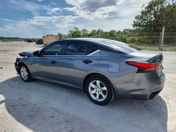 1N4BL4BV5MN375641 2021 NISSAN ALTIMA - Image 2
