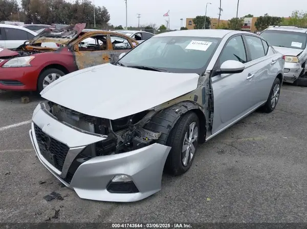 1N4BL4BV5MN382492 2021 NISSAN ALTIMA - Image 2