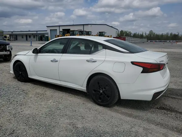 1N4BL4BV5NN307163 2022 NISSAN ALTIMA - Image 2