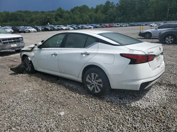 1N4BL4BV5NN311813 2022 NISSAN ALTIMA - Image 2