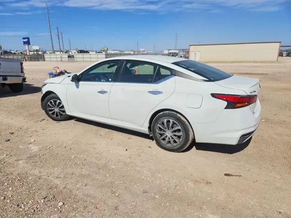 1N4BL4BV5NN322665 2022 NISSAN ALTIMA - Image 2