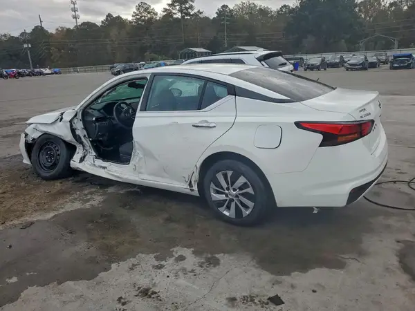 1N4BL4BV5NN336453 2022 NISSAN ALTIMA - Image 2