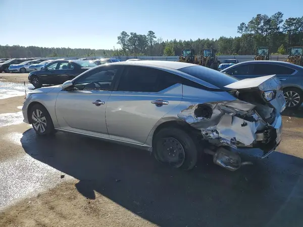 1N4BL4BV5NN372109 2022 NISSAN ALTIMA - Image 2