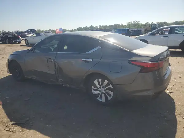 1N4BL4BV5NN415136 2022 NISSAN ALTIMA - Image 2