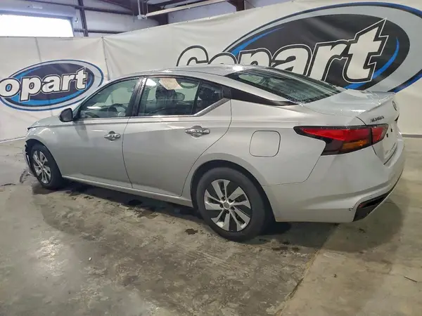 1N4BL4BV5PN337069 2023 NISSAN ALTIMA - Image 2