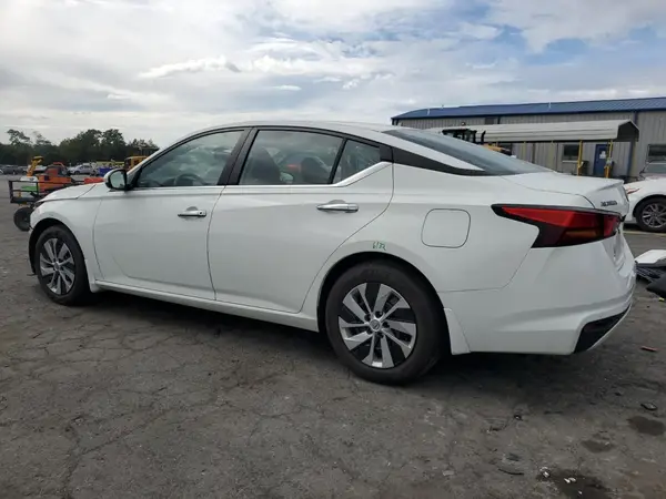 1N4BL4BV5PN352817 2023 NISSAN ALTIMA - Image 2