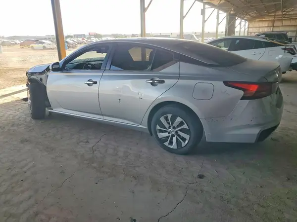 1N4BL4BV5PN369519 2023 NISSAN ALTIMA - Image 2