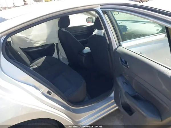1N4BL4BV5PN373750 2023 NISSAN ALTIMA - Image 8