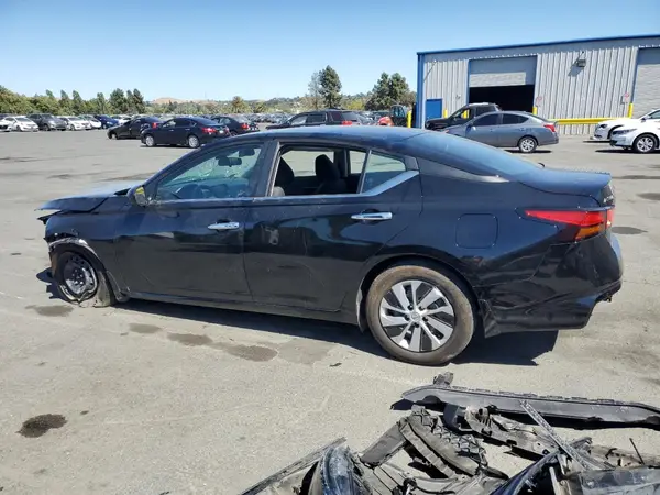 1N4BL4BV5PN413812 2023 NISSAN ALTIMA - Image 2