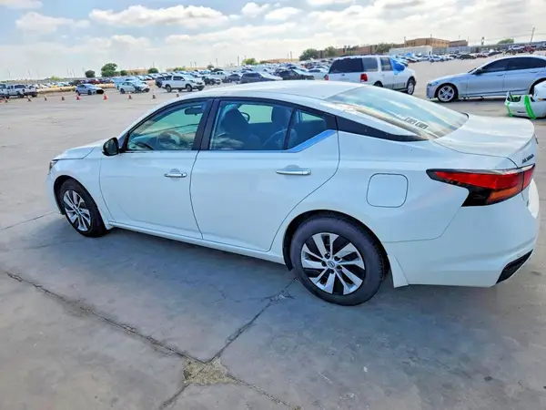 1N4BL4BV5PN414006 2023 NISSAN ALTIMA - Image 2