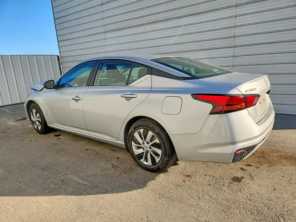 1N4BL4BV5RN337415 2024 NISSAN ALTIMA - Image 2