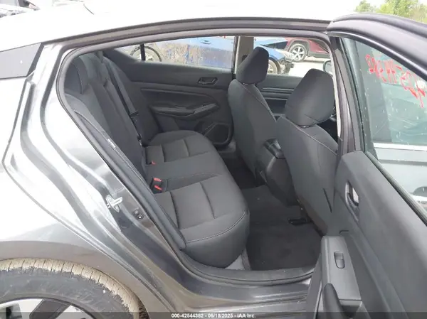 1N4BL4BV5RN342498 2024 NISSAN ALTIMA - Image 8