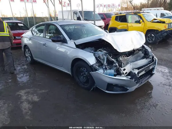 1N4BL4BV5RN353033 2024 NISSAN ALTIMA - Image 1