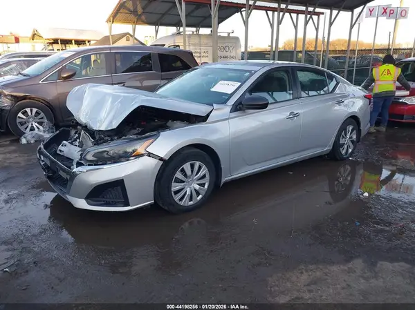 1N4BL4BV5RN353033 2024 NISSAN ALTIMA - Image 2
