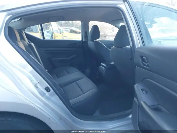 1N4BL4BV5RN353033 2024 NISSAN ALTIMA - Image 8