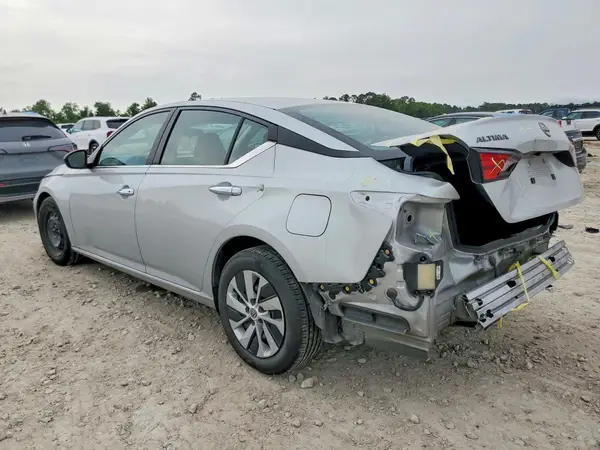 1N4BL4BV5RN375372 2024 NISSAN ALTIMA - Image 2